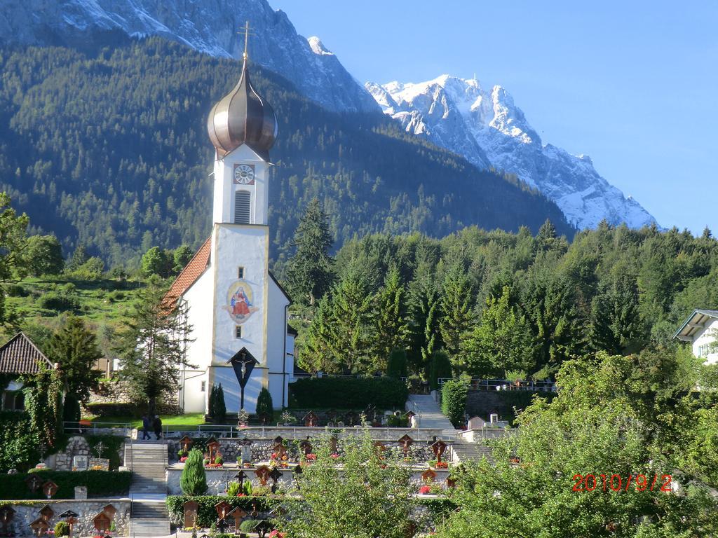 Gasthof Zum Rassen Garmisch-Partenkirchen Exterior photo